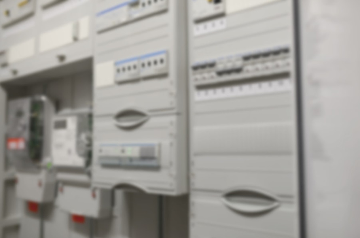 Schalt­schrank­bau bei Elektro Rath GmbH in Grafenrheinfeld